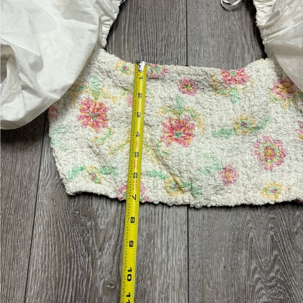 Zara Textured White Top with Subtle Floral Accents - Picture 2 of 9
